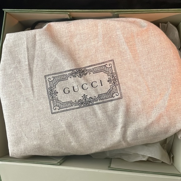 Authentic Gucci Marmont bag with supreme canvas - Picture 5 of 13